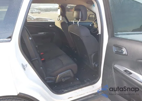 2013 Dodge Journey Sxt z USA, uszkodzony, nr VIN 3C4PDCBG7DT619315